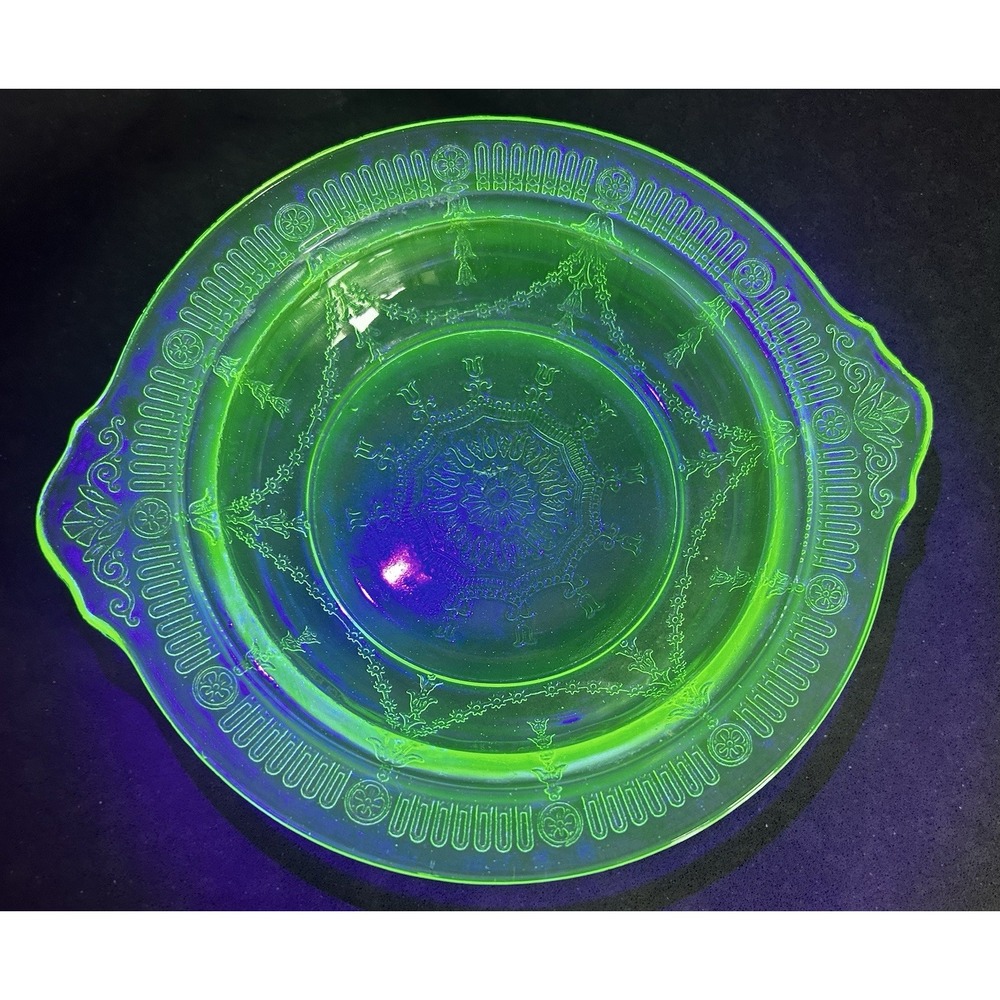 Vintage Anchor Hocking Green Uranium Glass Floral Round Serving Bowl